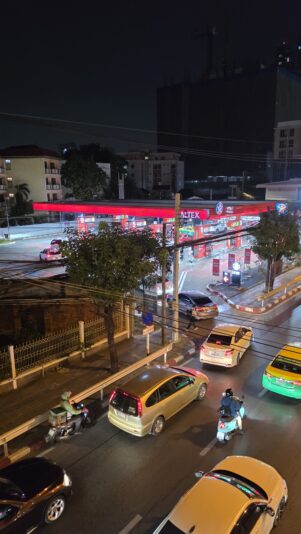 GDP ไทย 2569 ชะลอตัวจากวิกฤตพลังงาน