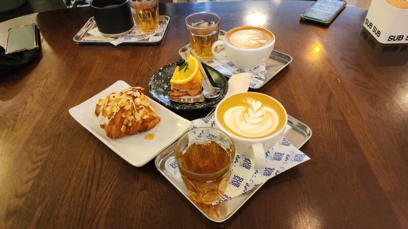 ร้านกาแฟหวานน้อย